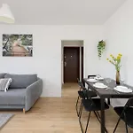 Suwalska Comfort Family Apartament With Balcony Warsaw By Noclegi Renters